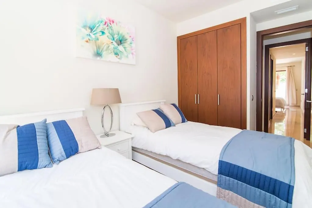 La Medina De Banus, Puerto Banus Apartment Marbella