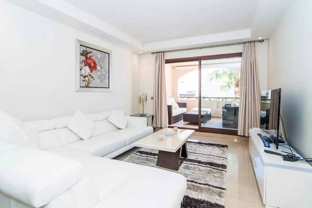 La Medina De Banus, Puerto Banus Apartment Marbella